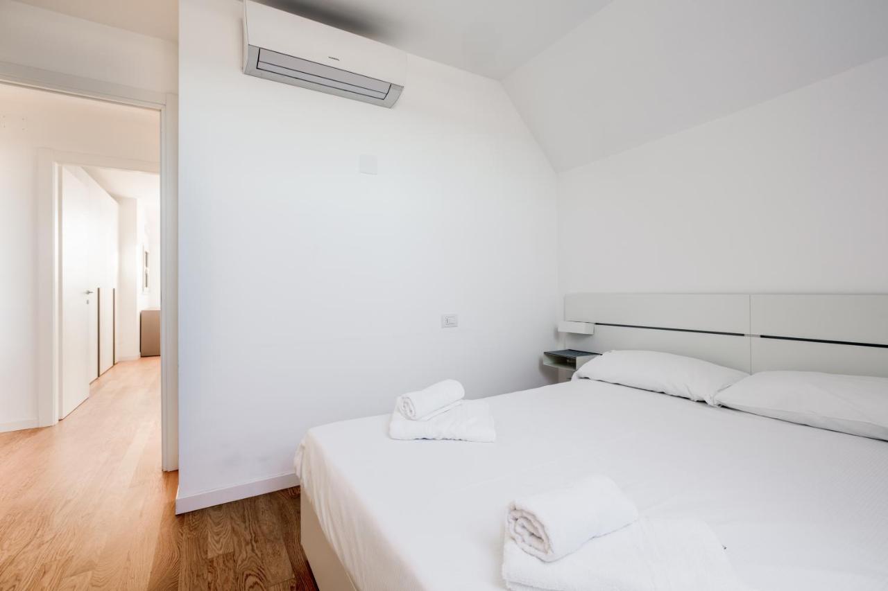 מילאנו Modern Apt With Terrace, Wifi & Ac מראה חיצוני תמונה